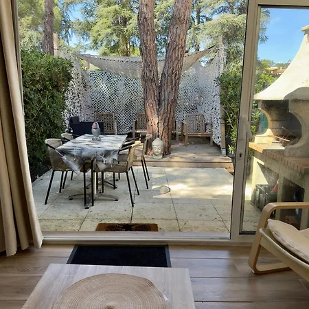 Jardin Secret - 4pers - Piscine - Pinede - Histoire De Cles *